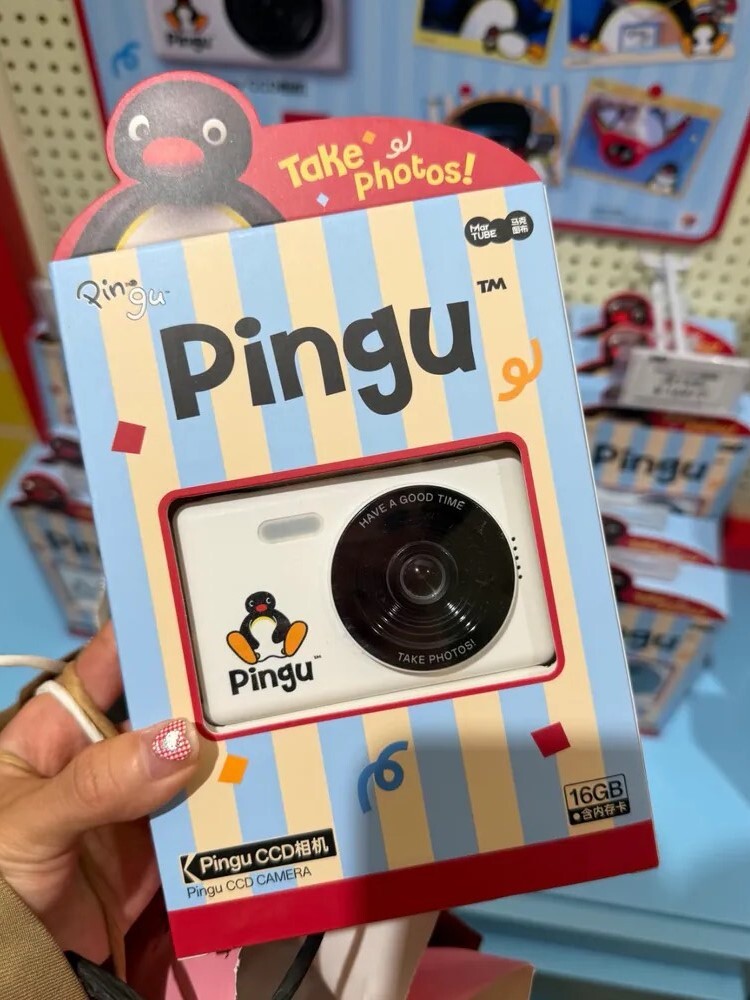 PINGU Penguin Family CCD Camera Retro