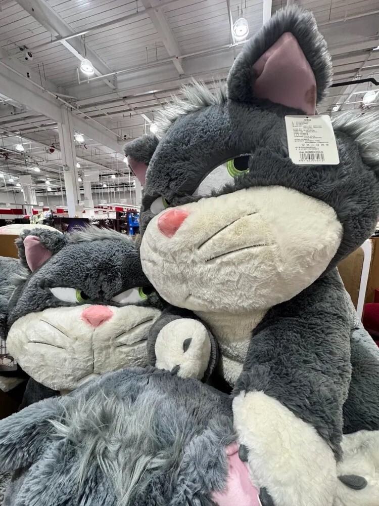 Overseas Exclusive Disney Lucifer Plush Toy Blanket