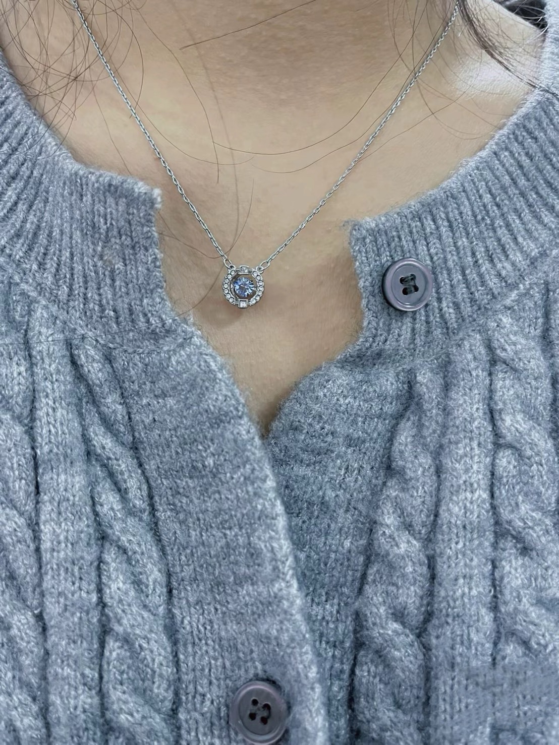 【預購】Swarovski Una Sparkling Dance 項鏈 圓形切割 藍色 鍍白金色 施華洛世奇 跳動的心