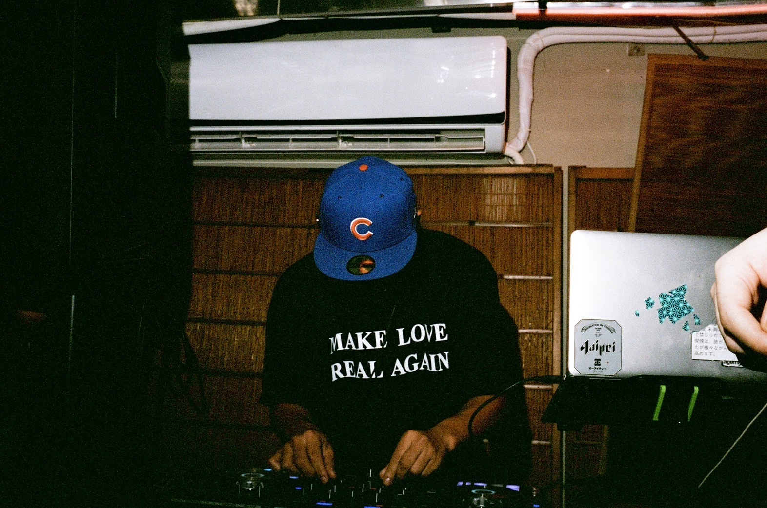 GBN GANGBOY by Natural "Make Love Real Again" Tee 黑色XL