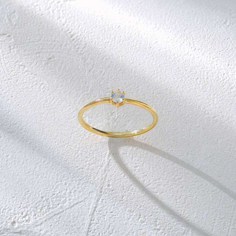 彩虹月光石14K戒指