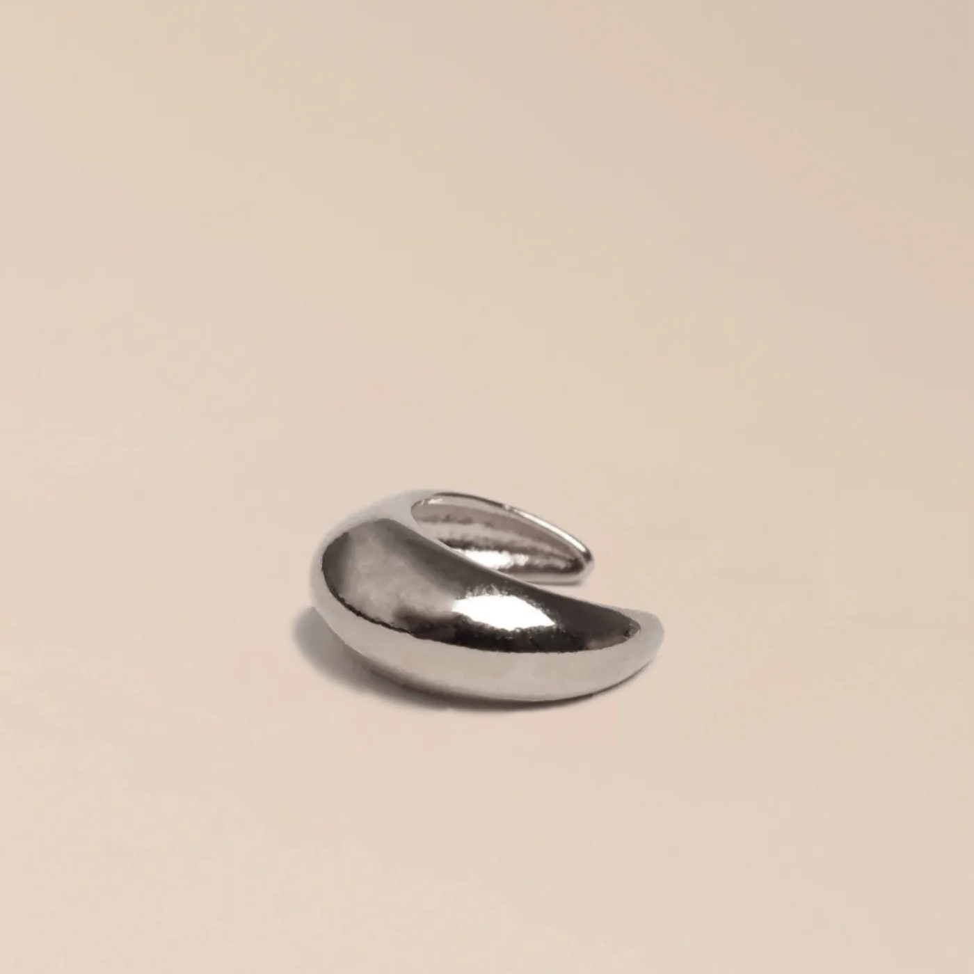 1WK0708-427 WAEKURA Melanie Earcuff Palladium (A-LX-E)