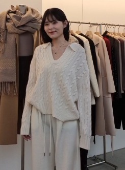 JU5408 麻花反領針織上衣 *特價*