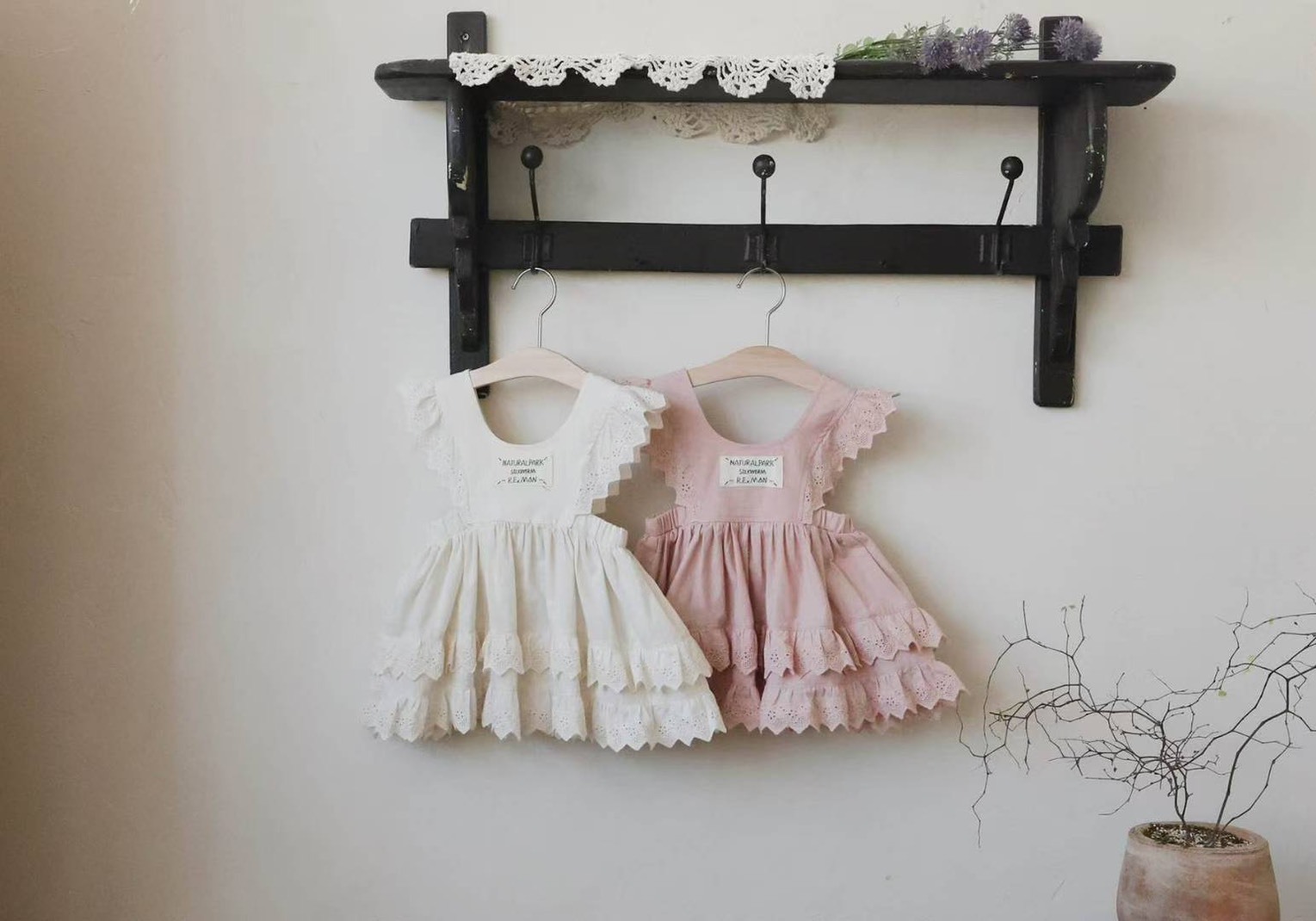 儀式感蕾絲洋裝