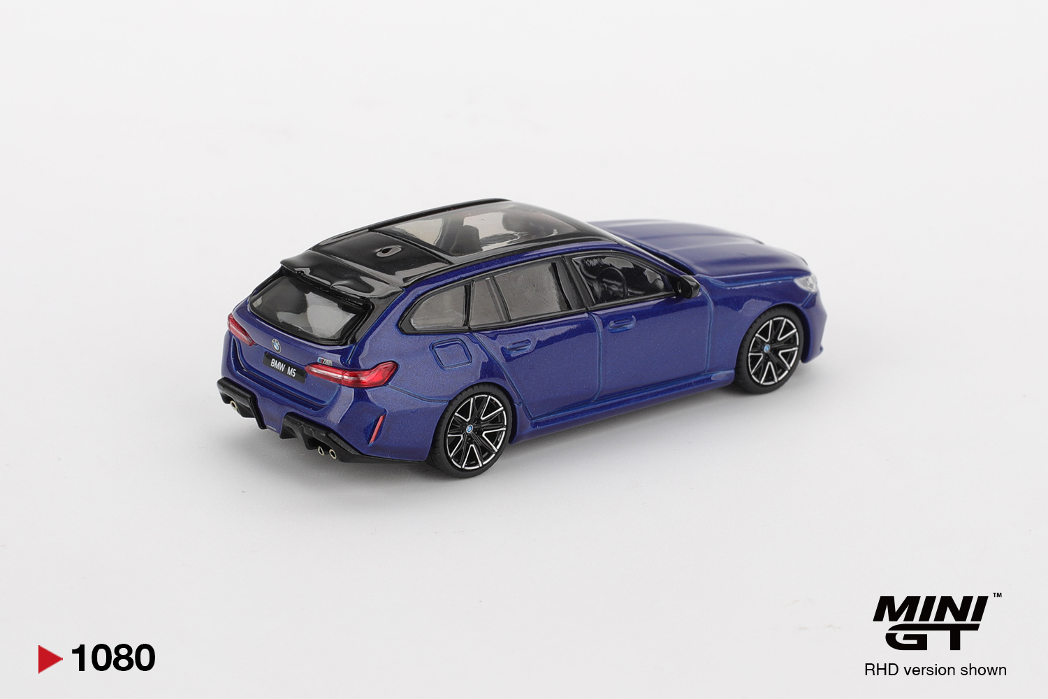 MINI GT #1080 BMW M5 Touring (G99) Marina Bay Blue 金屬藍（右軚版）模型車