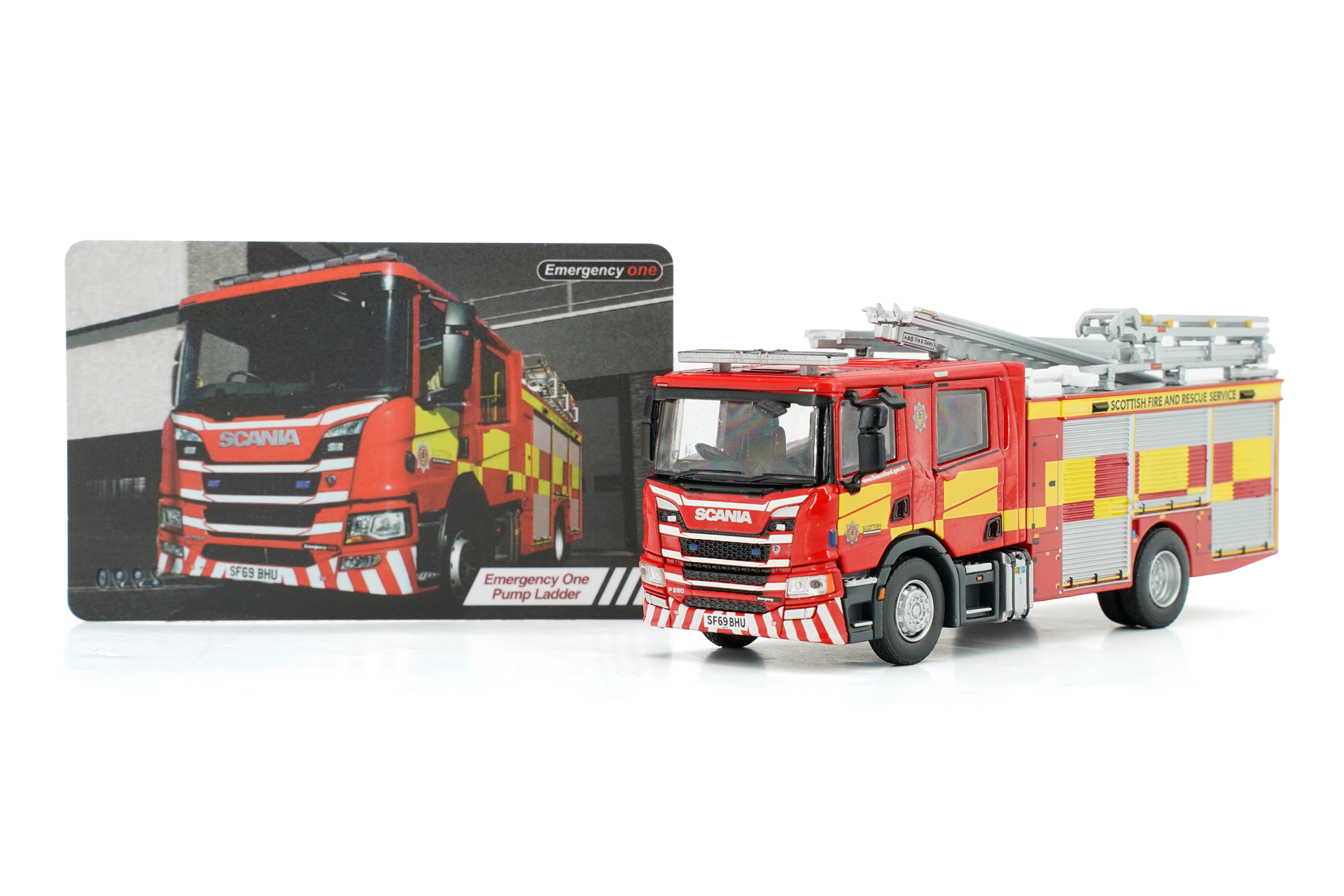 Tiny City UK27 模型消防車－蘇格蘭消防局 Scania 泵車