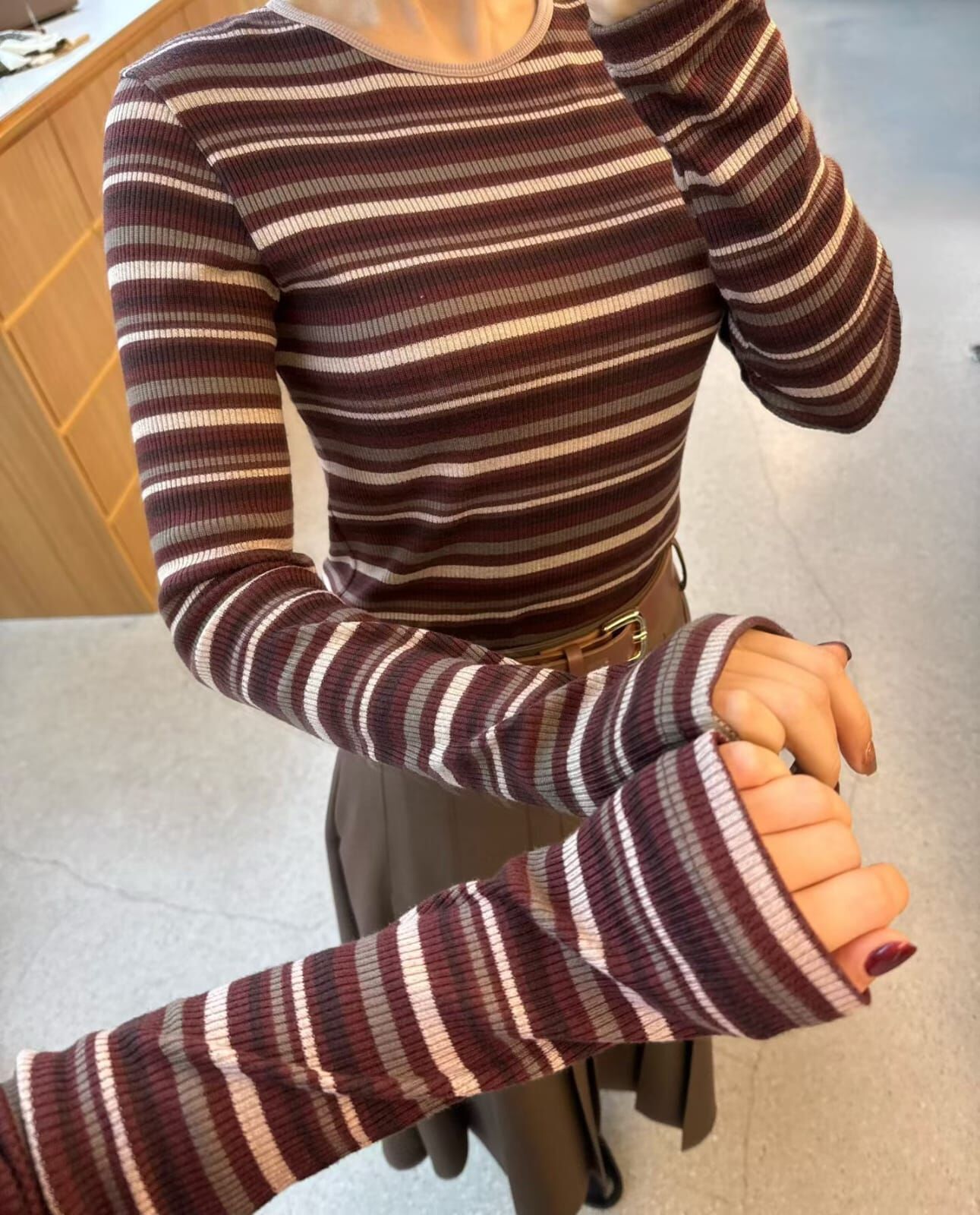 JU5412 細條紋坑紋上衣 *特價*