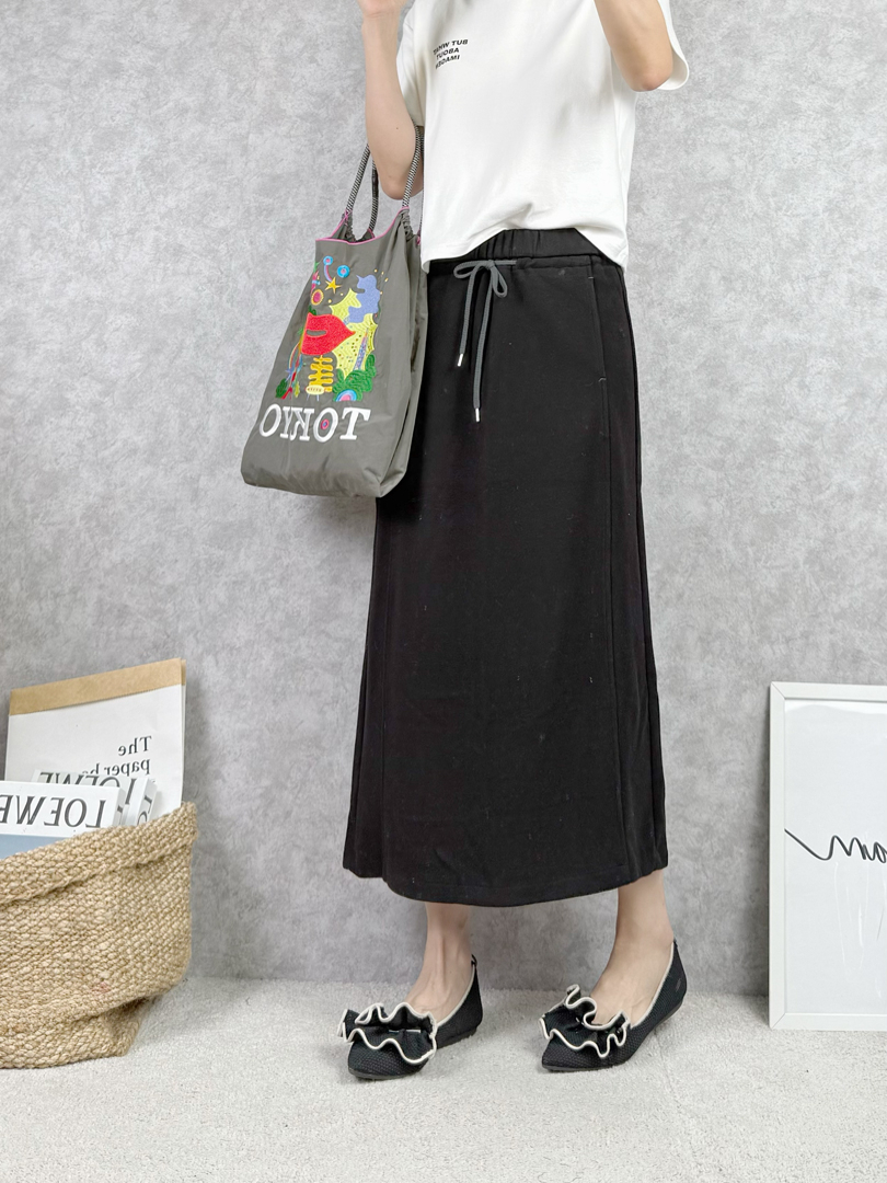 不用刻意遮，比例自然就變好的那種修飾顯瘦裙