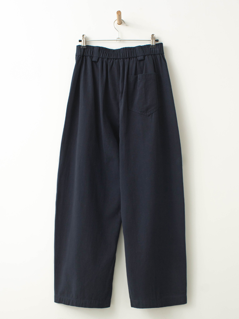 磨毛感素面剪接壓線蘿蔔繭型褲