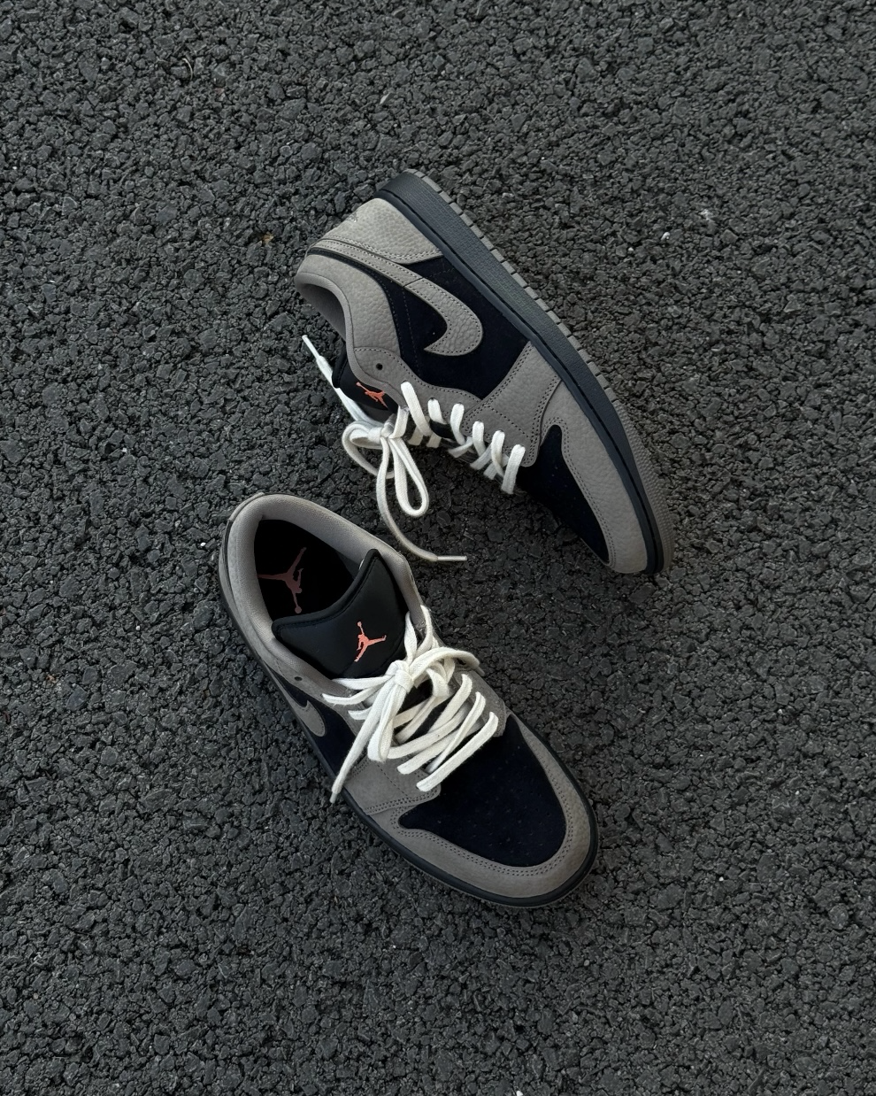 Nike Air Jordan 1 Low SE "Olive Grey" 黑灰棕 摩卡 倒勾平替 低筒休閒鞋 男鞋