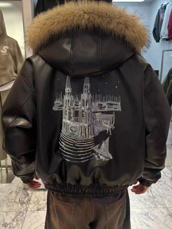 毛毛帽圖案拉鍊合成皮褸 VENTIQUE-081JK