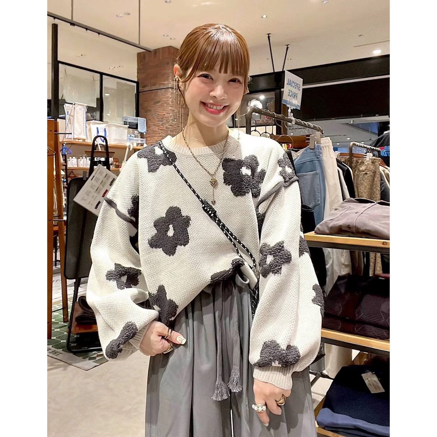 0213044a/立體毛花朵針織衫 50/46/22-24