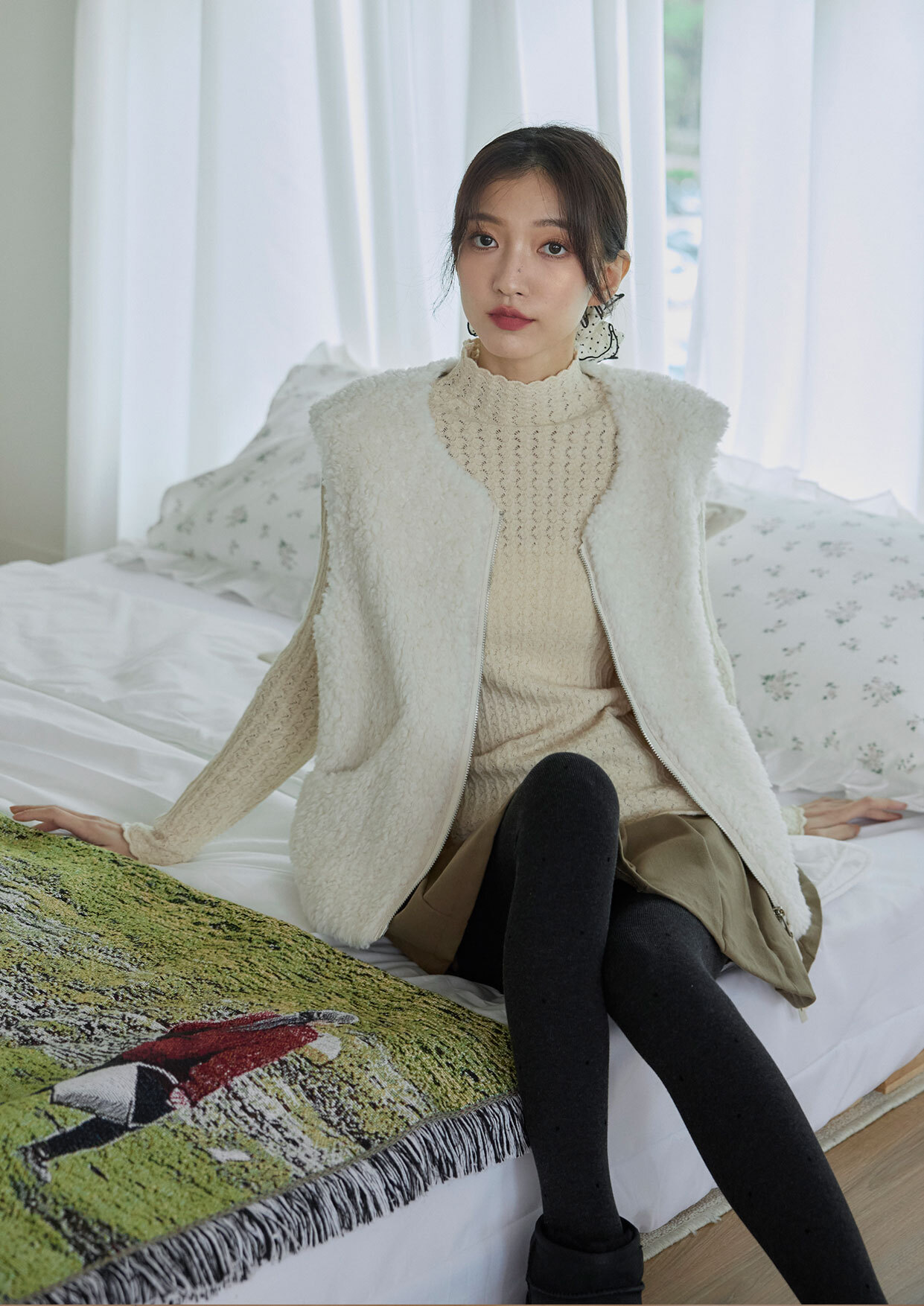 氣質壓花高領內搭上衣