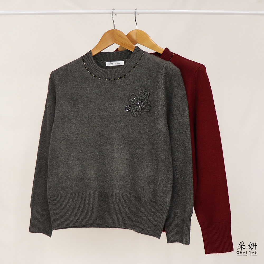 立體花水鑽領厚針織長袖上衣