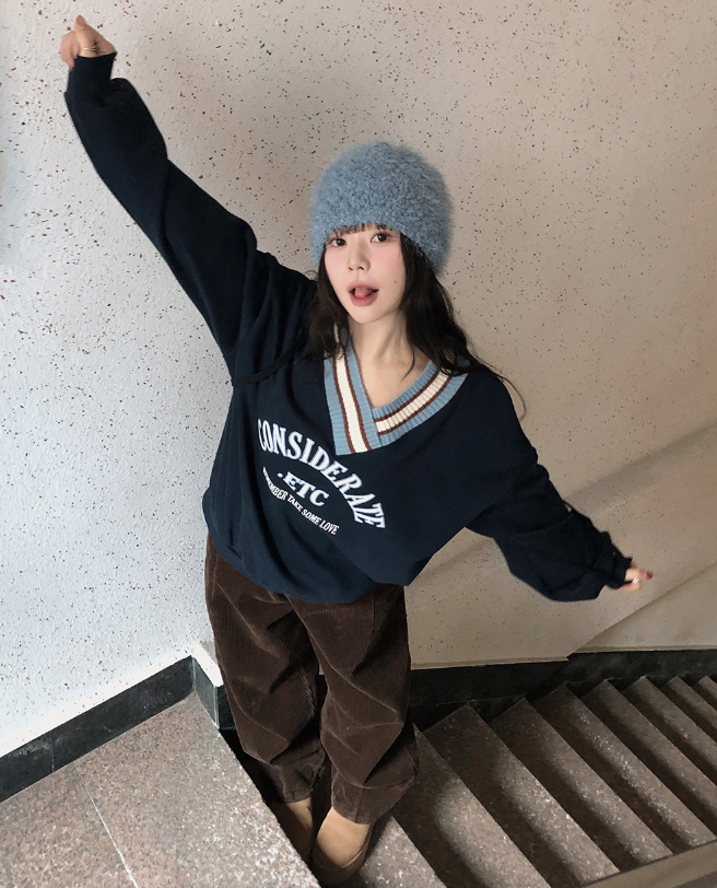 秋冬預訂｜撞色拼接V領寬鬆衛衣