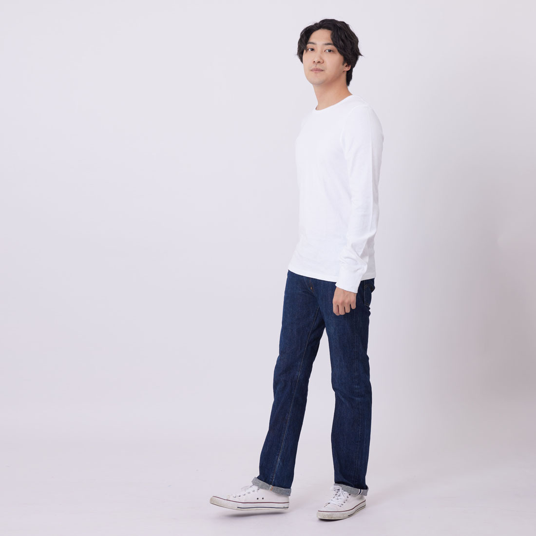 素面 圓領 長袖 蜜桃棉男T  白