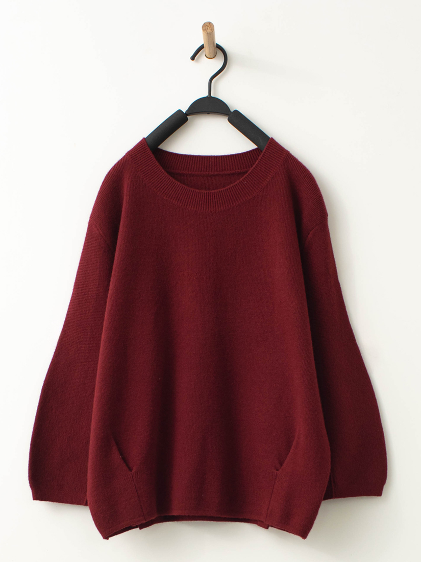 圓領下擺抓摺七分蓬袖針織上衣