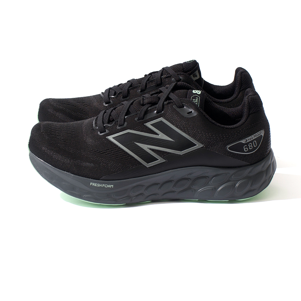 New Balance Fresh Foam 680 V8 女鞋 黑色 寬楦 防水鞋面 運動 慢跑鞋 W680WBK8