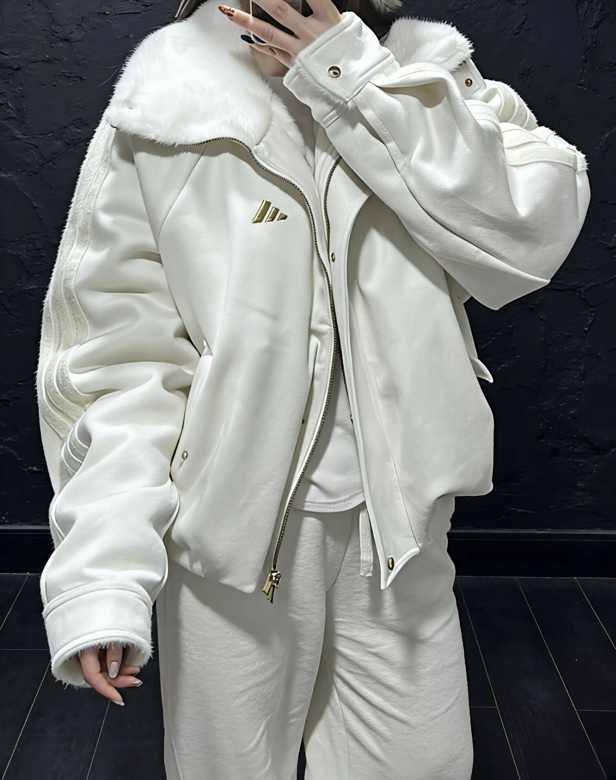 本週限時接單!! Adidas Originals CNY 馬年限定 絨毛高領外套 短版 防風外套 奶白色 女款 /預購