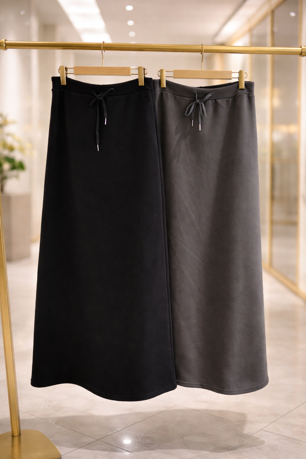 RIFF 鬆弛感輕奢拉鍊長裙