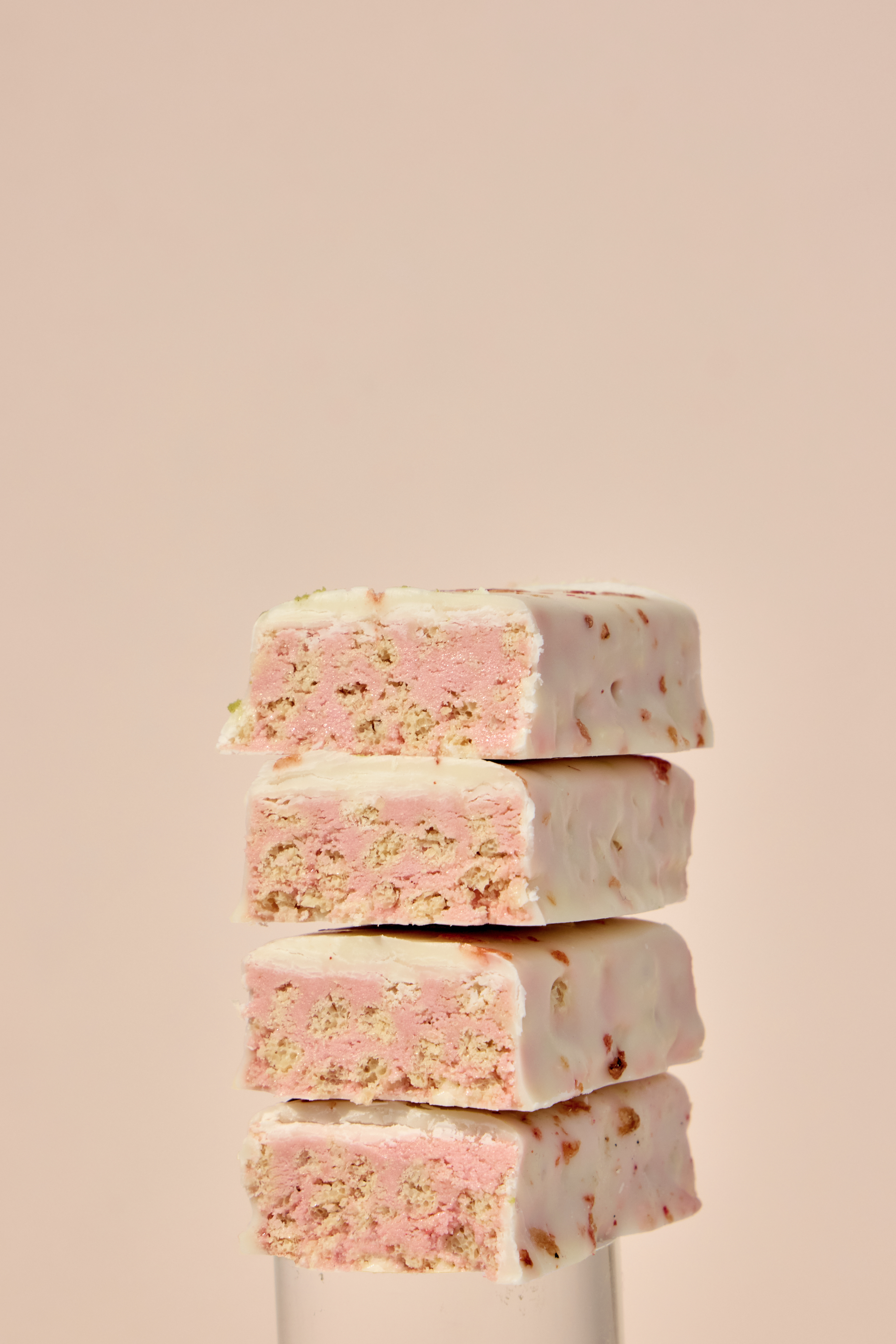 無論是在辦公室對抗午後疲憊,還是運動後需要補充能量,Yu Bar 蔓越莓機能蛋白棒都能成為你的最佳後援。