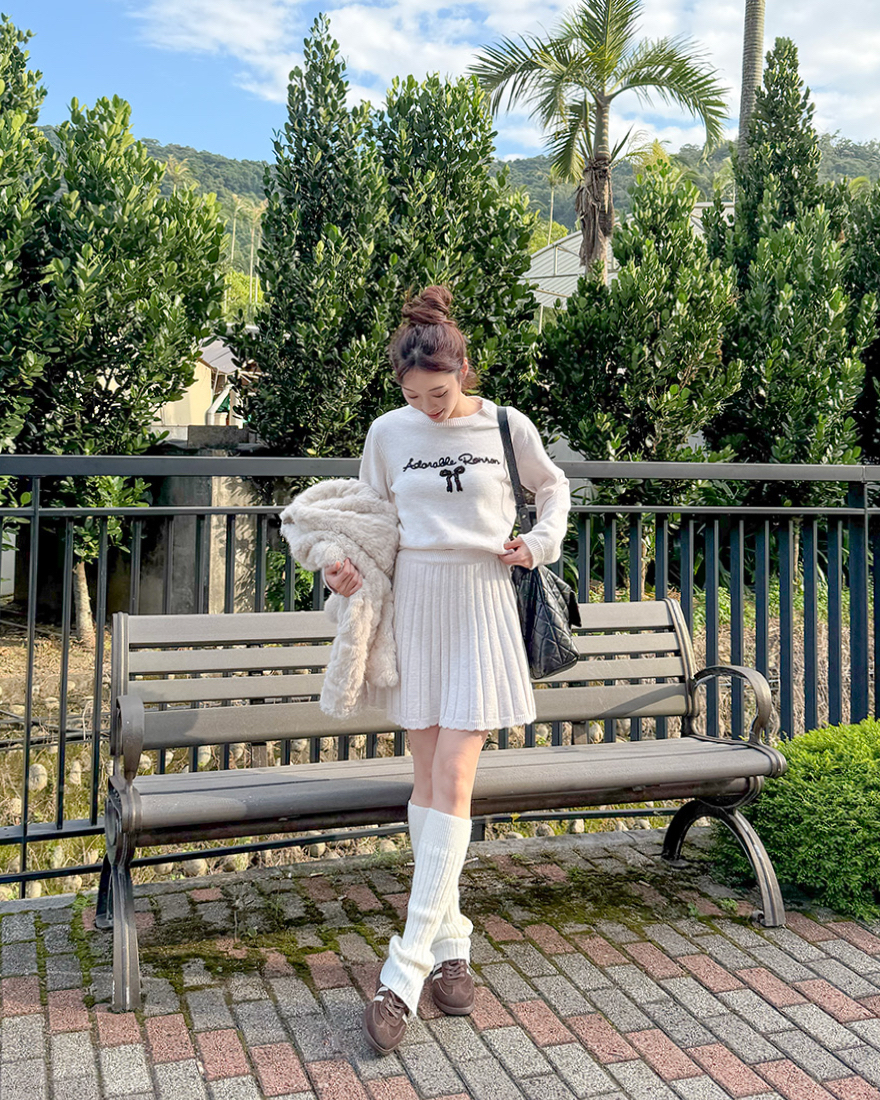 LINA LINA微糖手扎刺繡蝴蝶結上衣短裙兩件組-甜美白