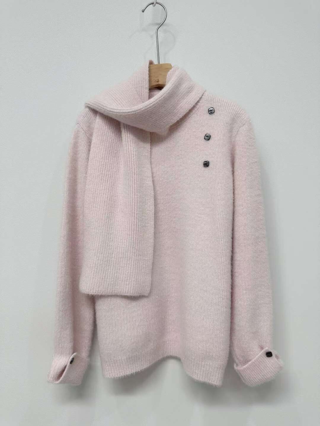 LU5301 棉質軟呼呼圍巾冷衫套裝 *特價* (優惠碼同充值購物金不適用)