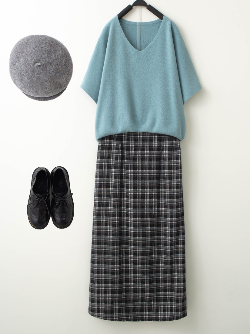 V領針織短袖上衣格紋後開衩顯瘦長裙組合