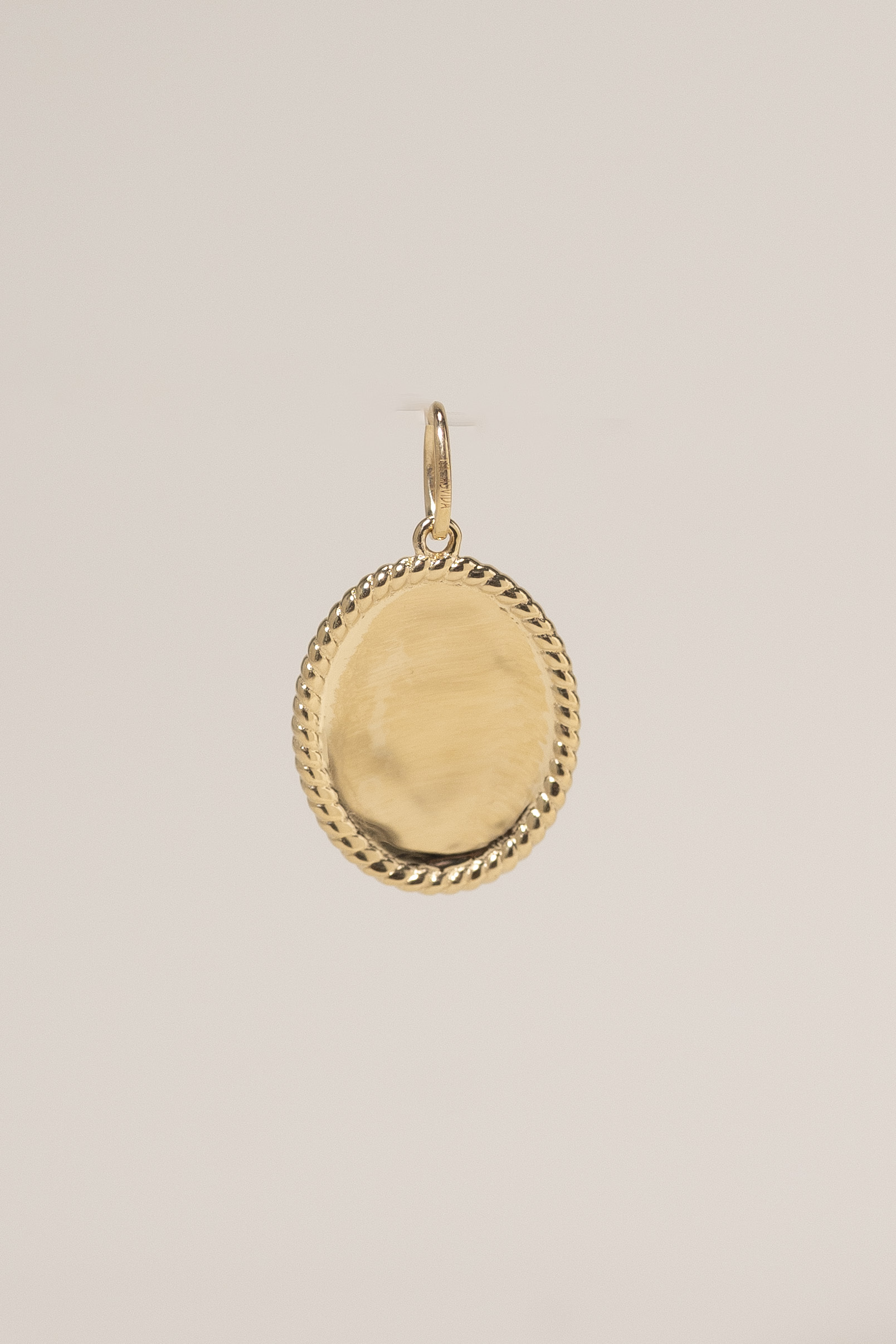 18K Engravable Oura Tag Pendant