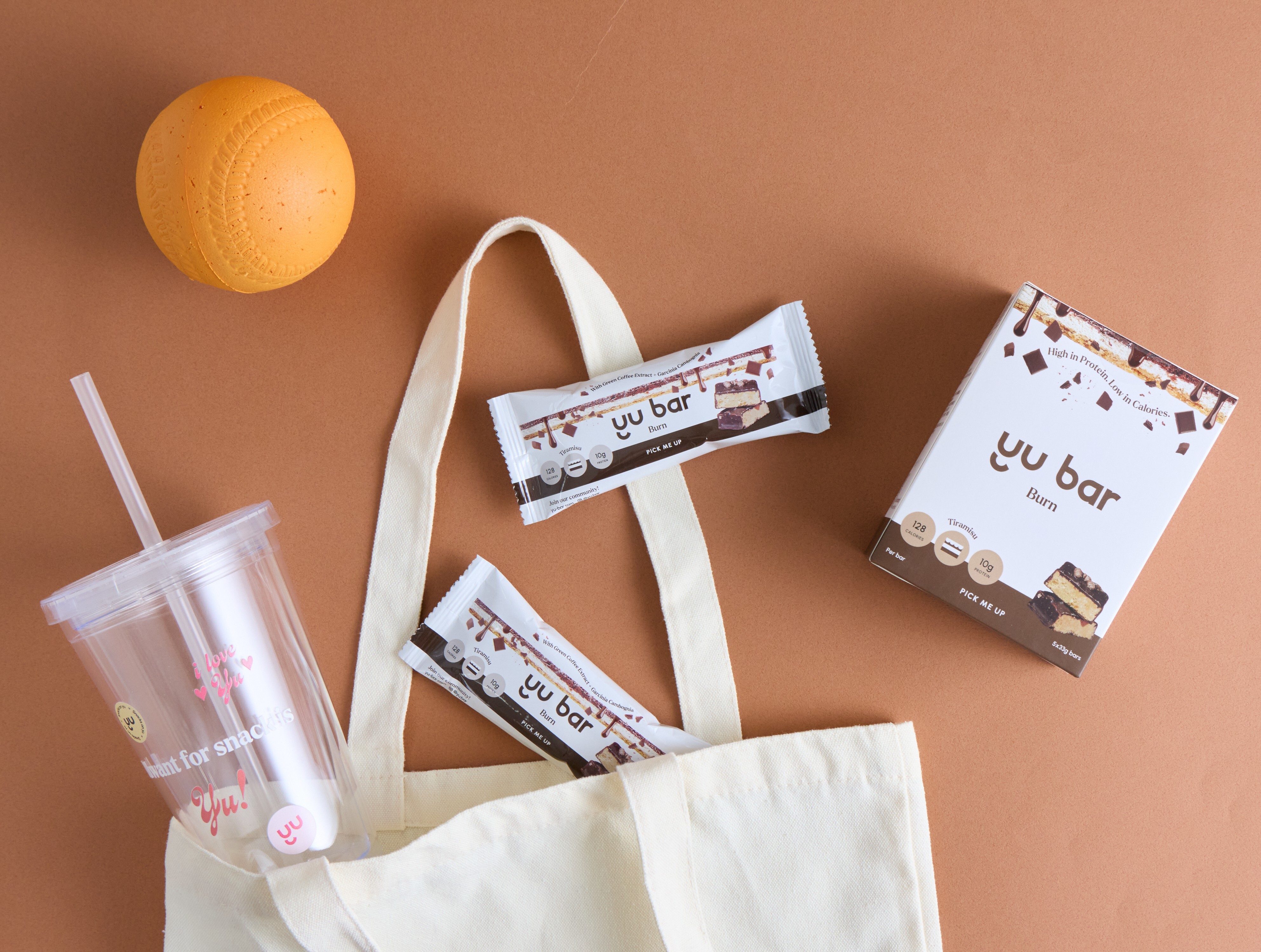 提拉米蘇機能蛋白棒以香濃咖啡香氣搭配柔軟紮實口感,帶來甜而不膩的層次享受。