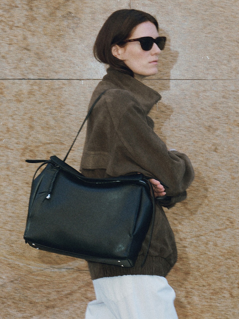 LOEUVRE Trapeze Shoulder Large