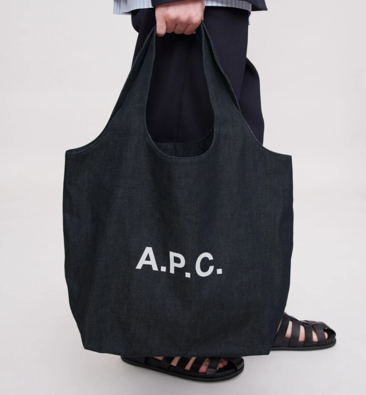 1FF0101-022 A.P.C. Unisex Horizontal Tote Bag In Dark Indigo Denim (SS26) #COHIZ-M61565_IAI (B-EU-E)
