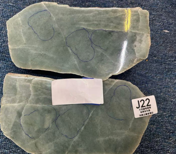 SU022 J22 天然緬甸翡翠觀音