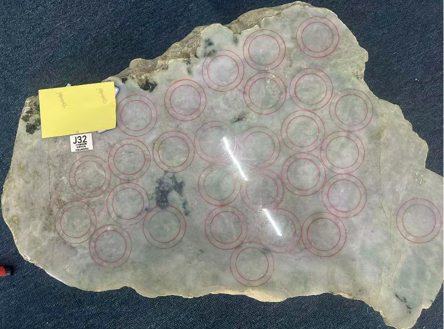 SU032 J32 私人定制翡翠手鐲（送手鐲心拉光,送一件觀音）送ANY純銀扣頭