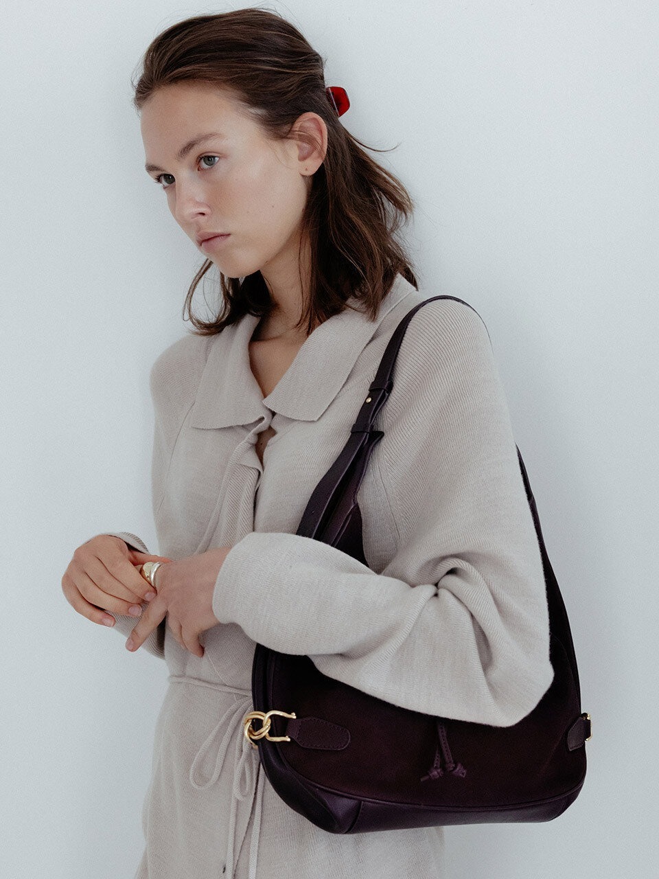 LOEUVRE Contour Shoulder Medium (suede ver.)