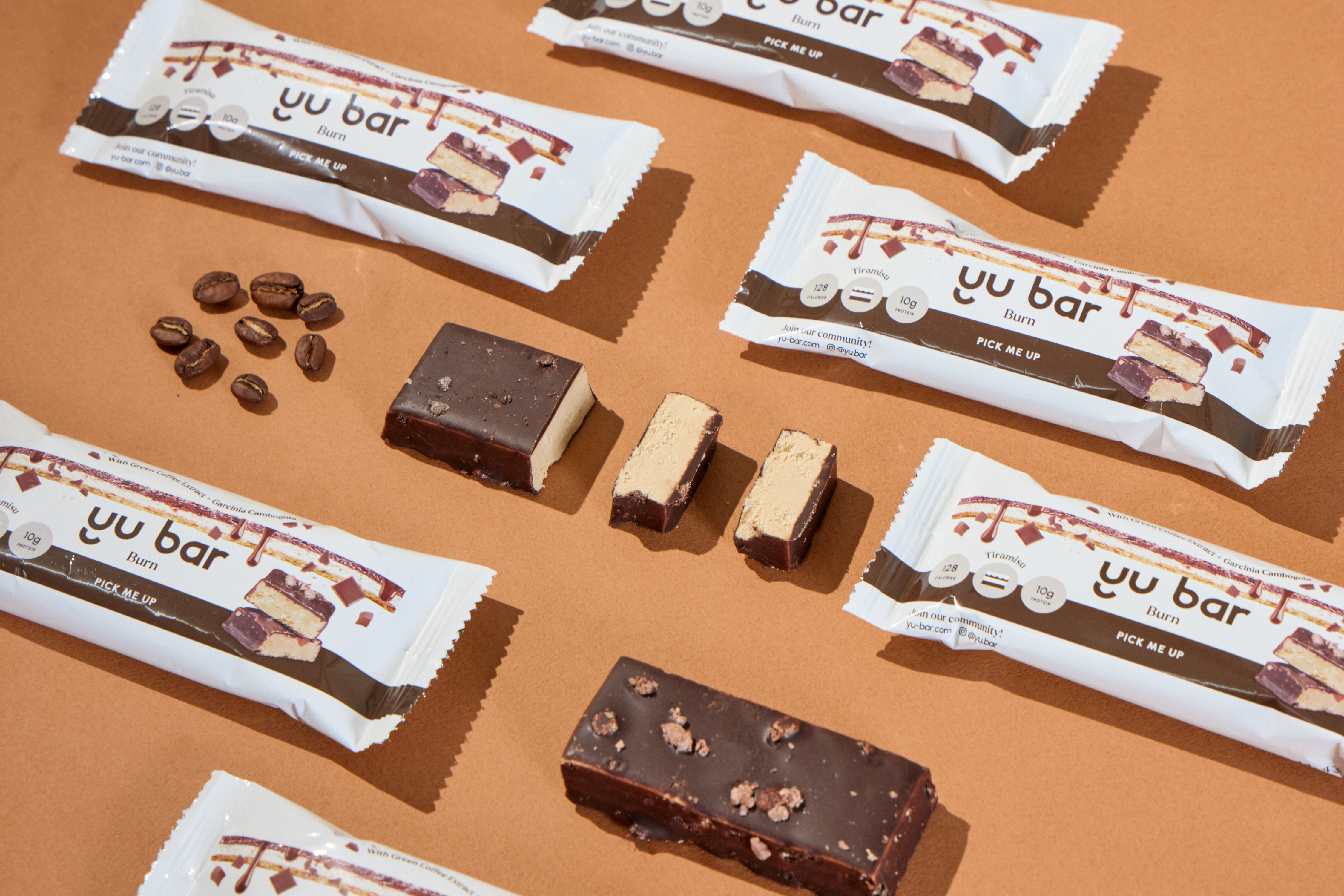 柔滑的提拉米蘇口感加上濃郁的咖啡香,是提拉米蘇機能蛋白棒最大的特色