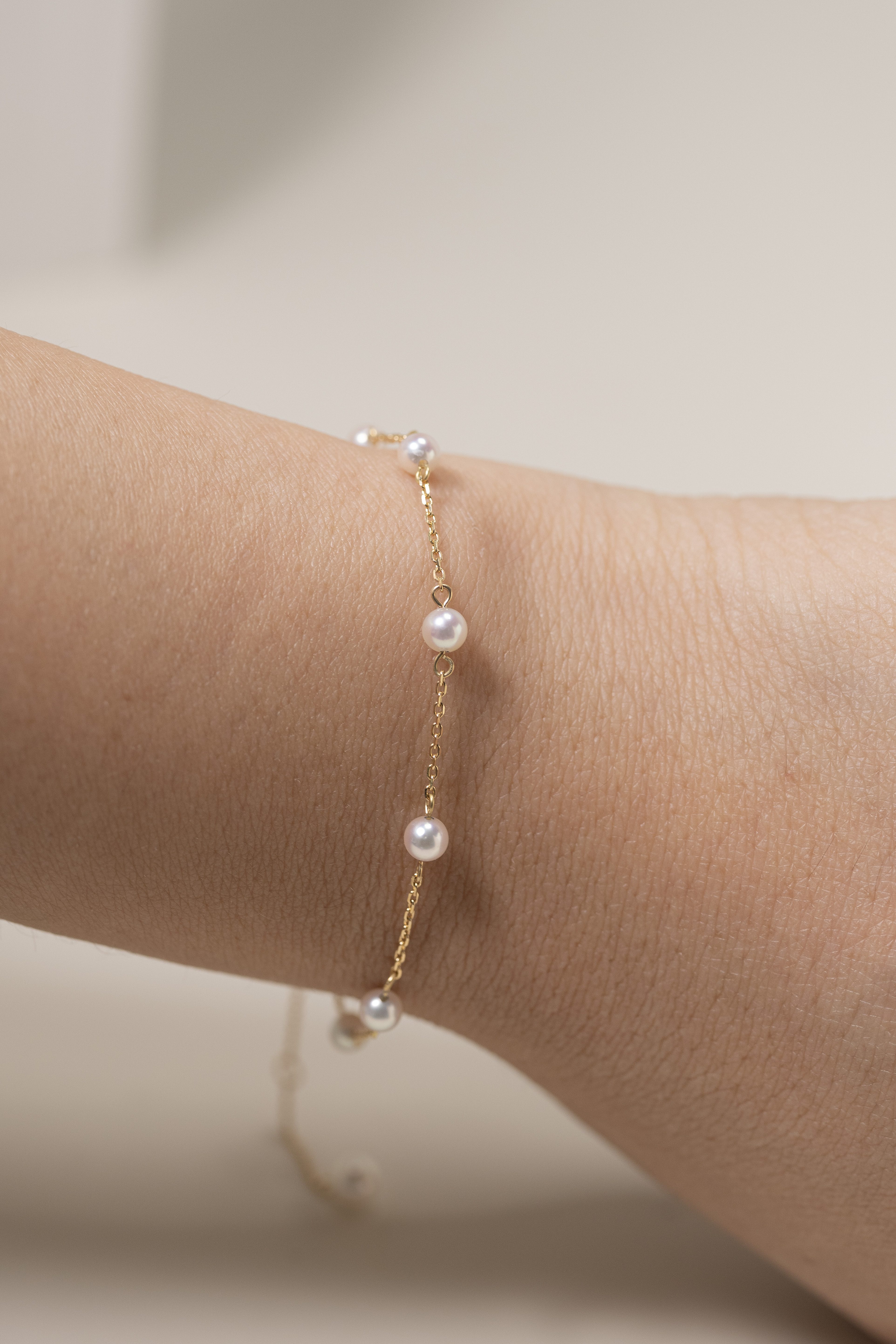 18K 4.5mm Akoya Pearl Bracelet