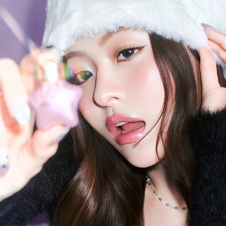 Milk Touch Ornament Prism Shine Pearl Gloss 4g