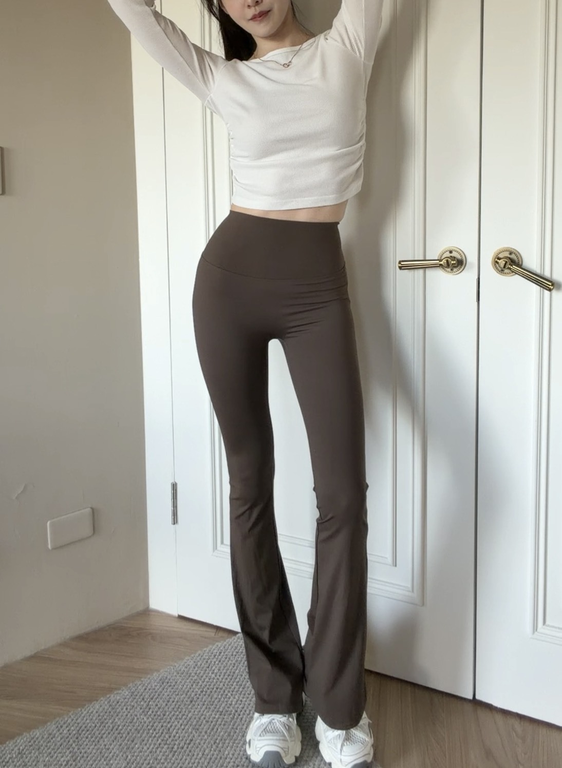 修長腿喇叭瑜珈褲