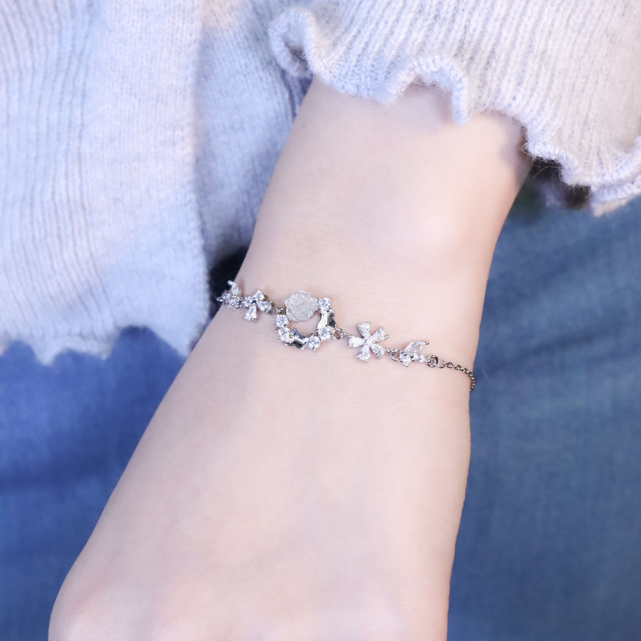 | 925純銀・厚鍍白金 | 蝶願小玫瑰手鏈 | BR1447 |