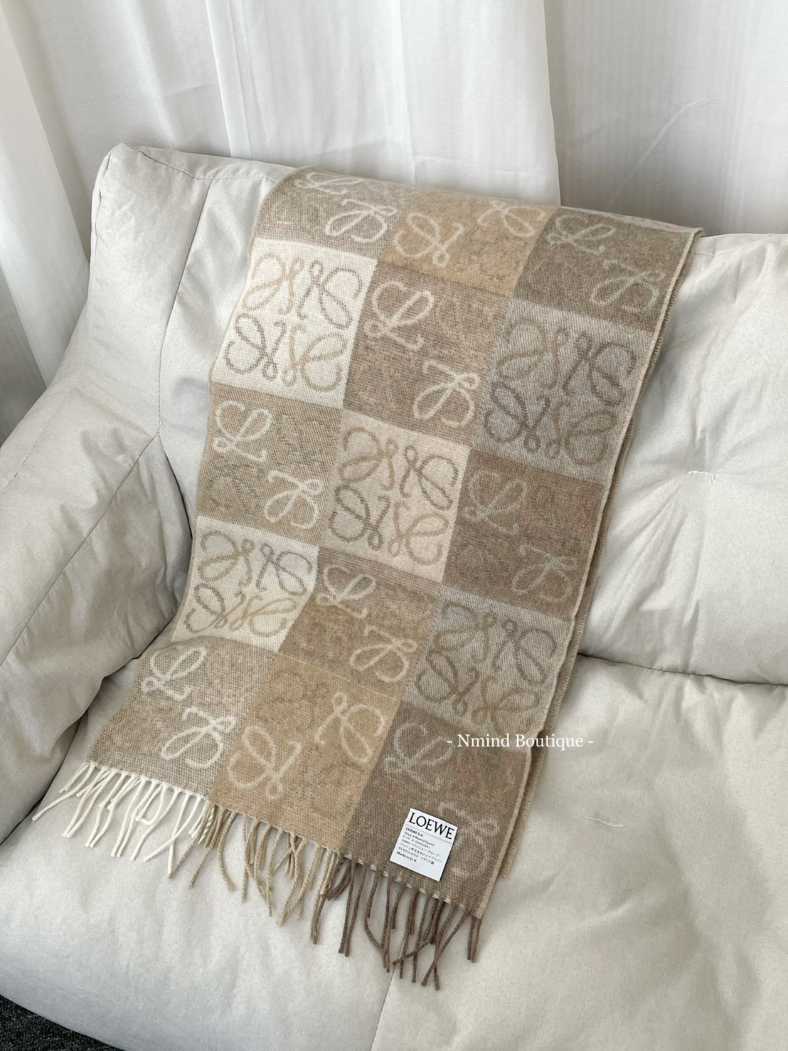 LOEWE Scarf in wool and cashmere  White/Beige