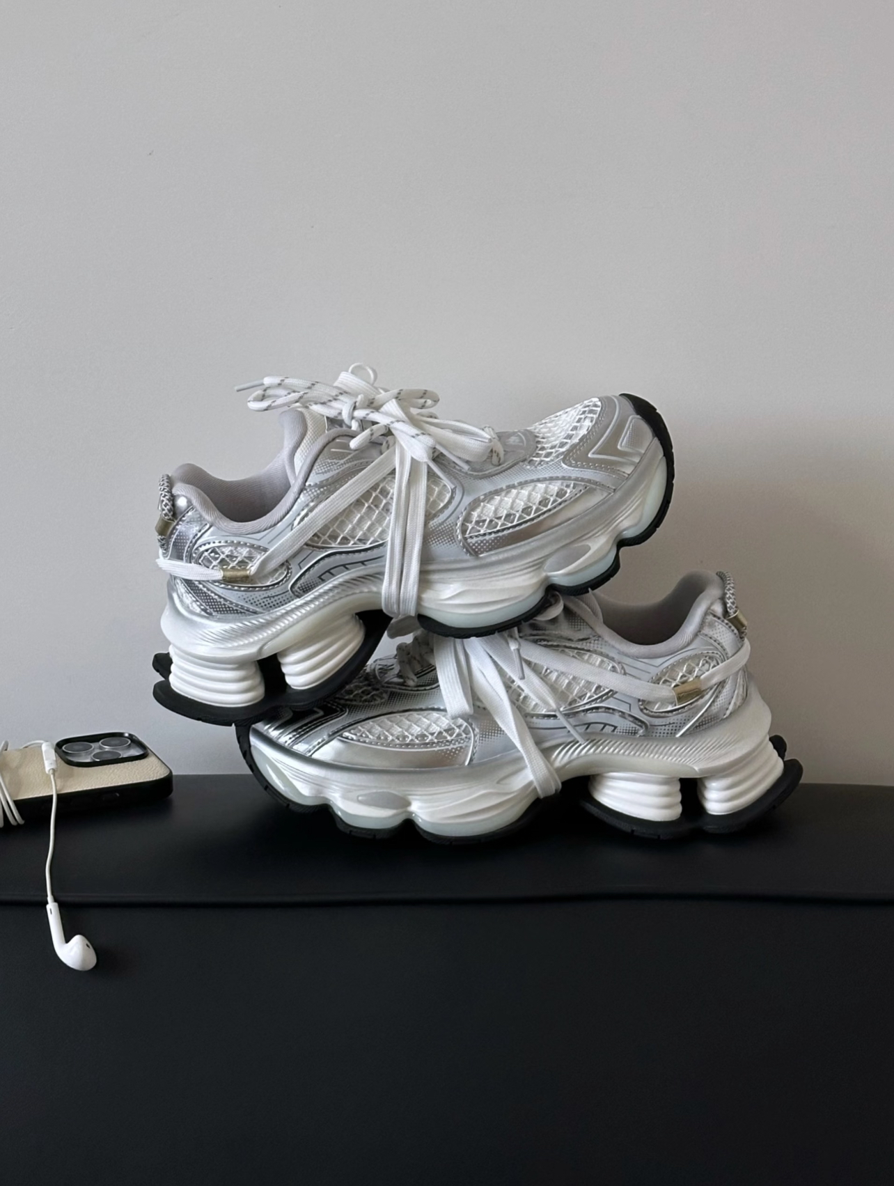 代購-Kappa卡帕  厚底增高 科技感 老爹鞋 女款 銀白