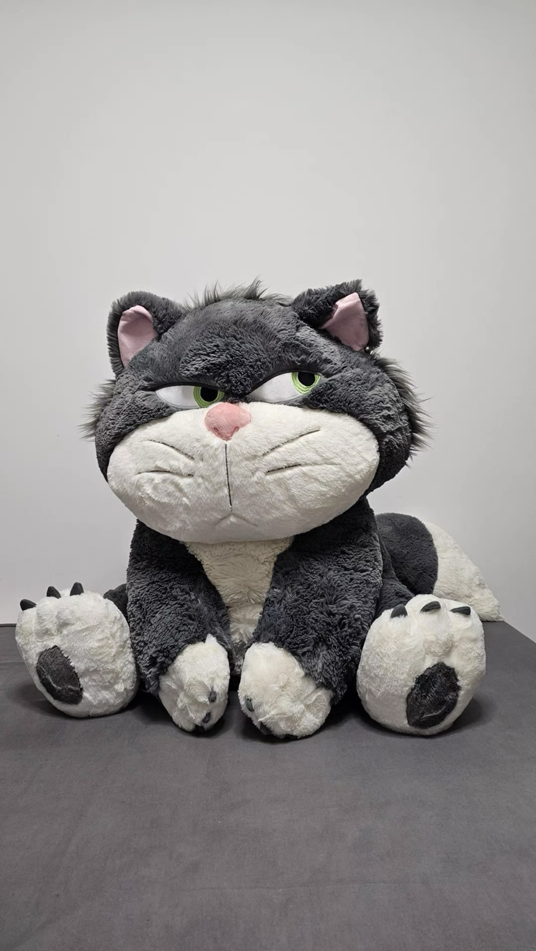 代購-Zoobies x Disney迪士尼 路西法 貓 安撫 玩偶 毛絨公仔 45cm