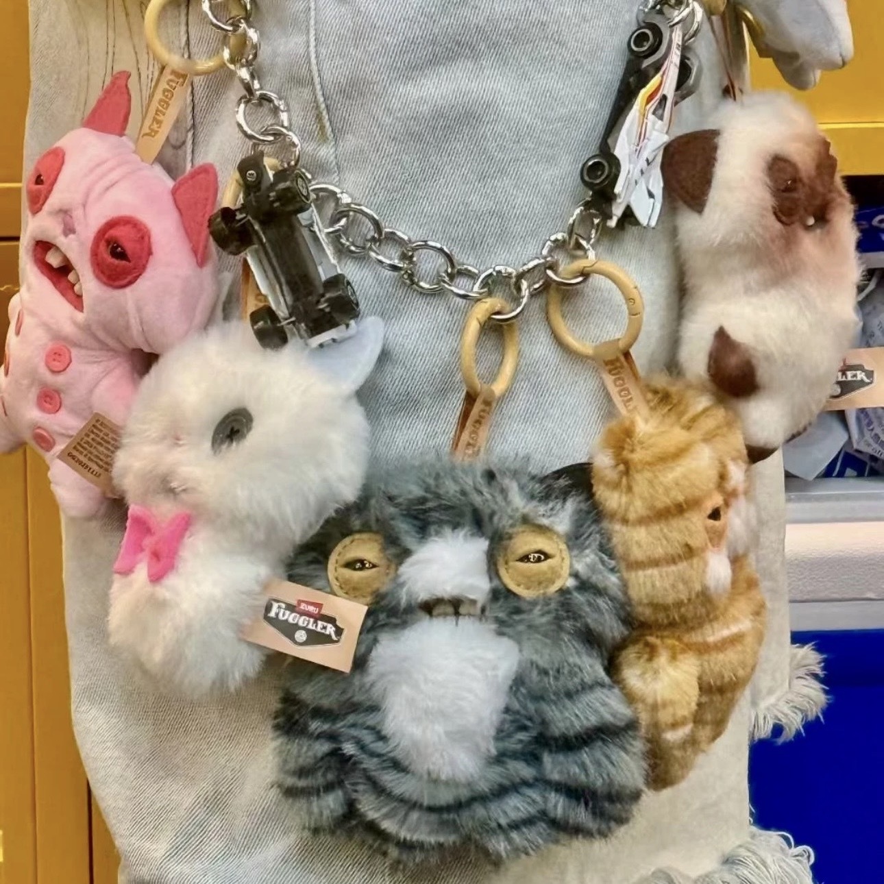 FUGGLER 喵星人 "盲盒" 5吋吊飾 毛絨掛件 貓咪 牙齒怪 醜娃 共七款