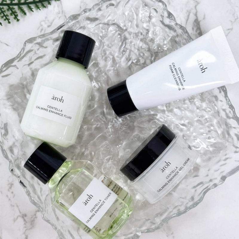 韓國 àroh飯店療癒 積雪草修護亮白四件組