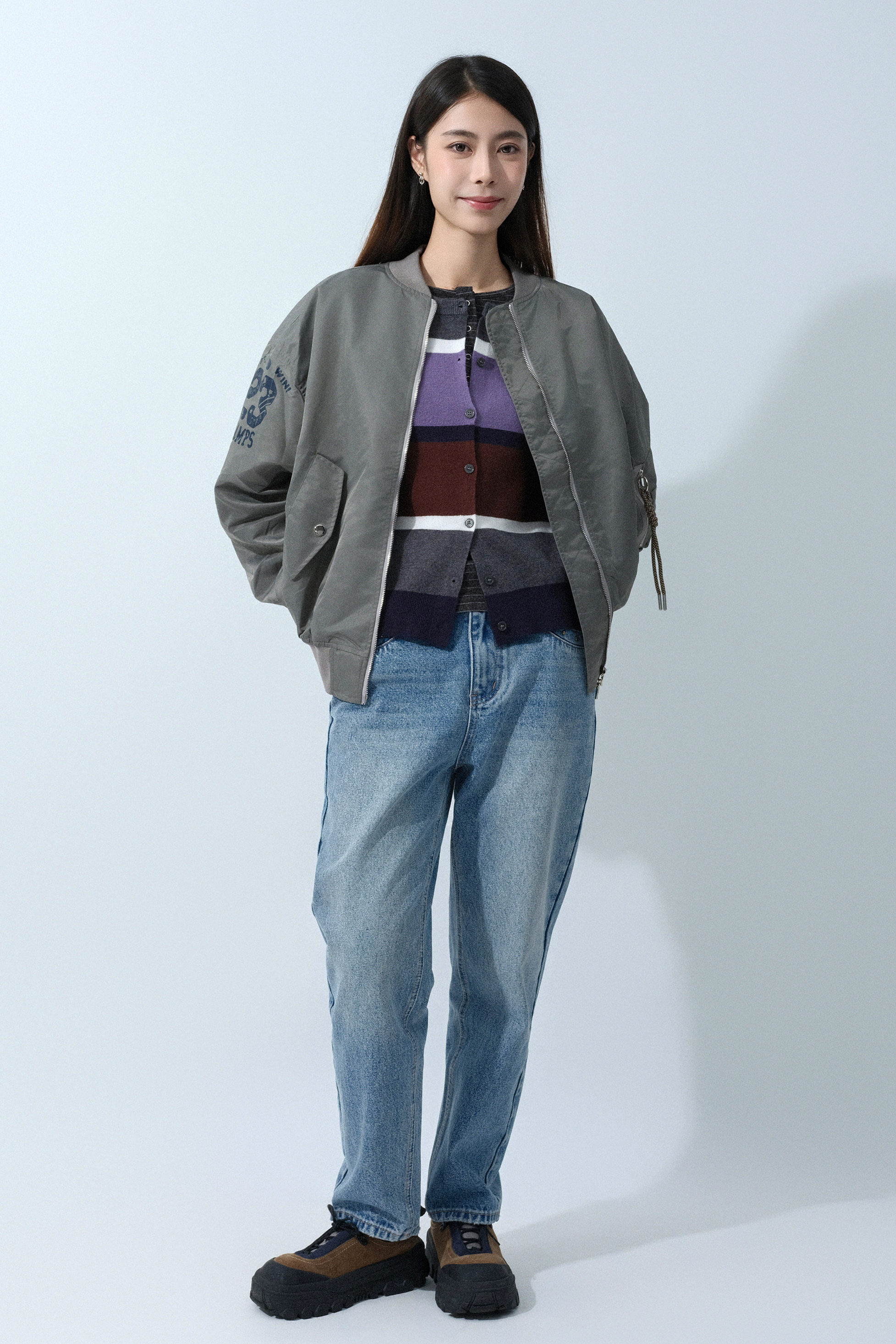 FW25_0293（外套＋針織外套＋上衣＋牛仔褲）