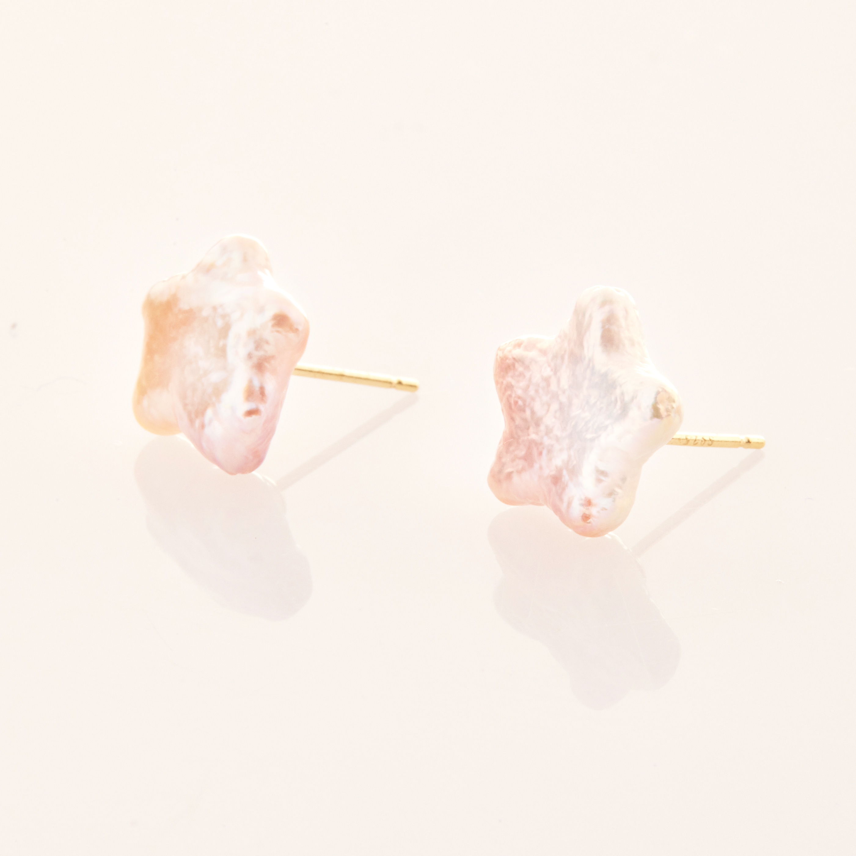 E1471 | 純銀貼耳星星珍珠耳環