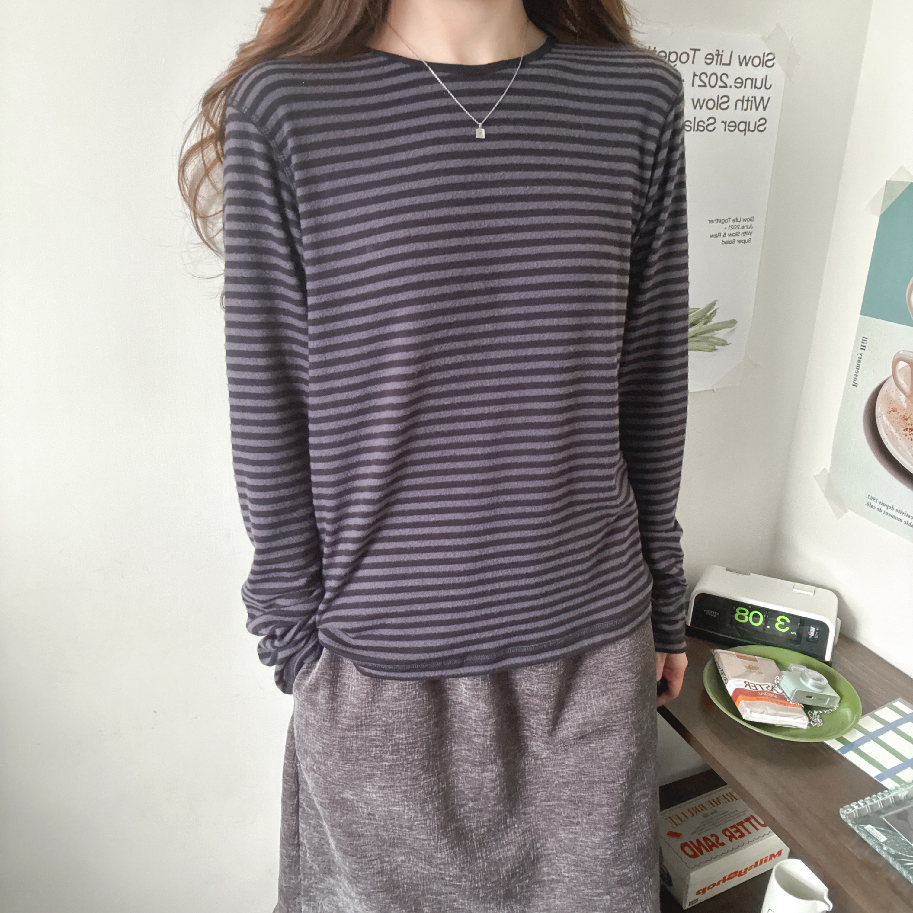 抓毛面薄身橫間上衣