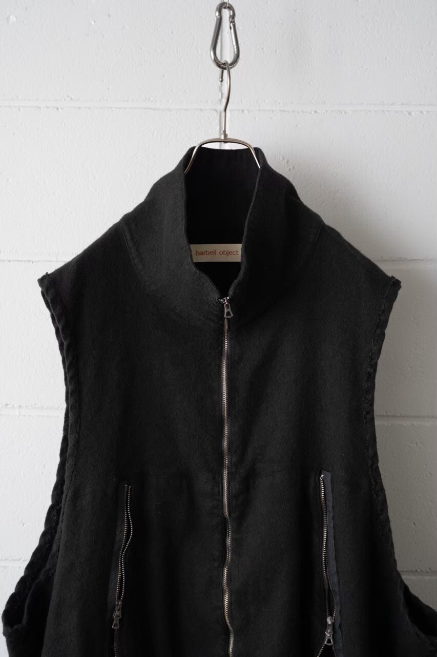 HABIT SELECT - barbell object - flower vest