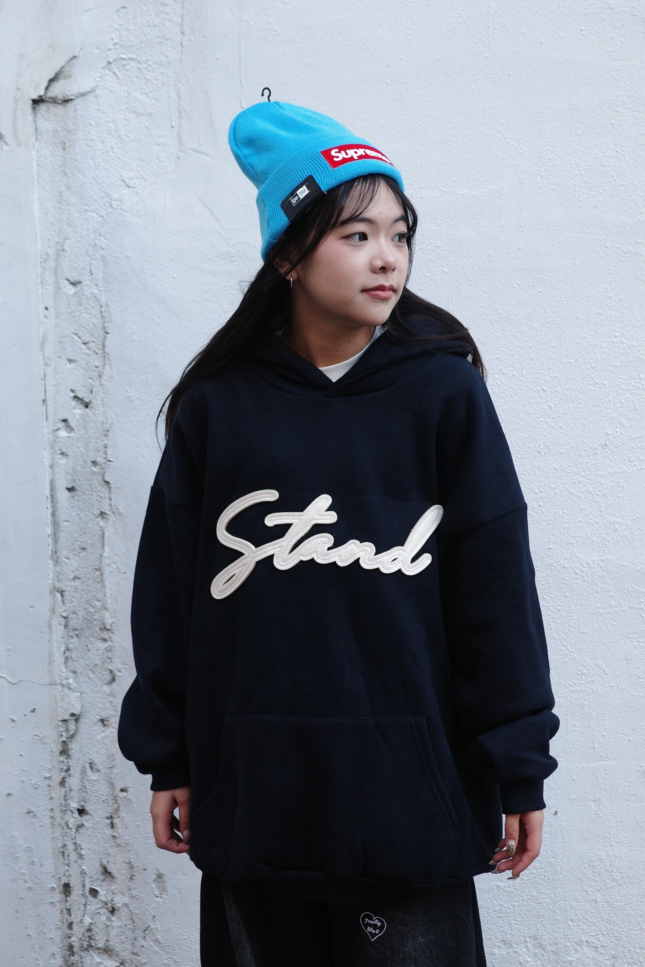 Concept 草寫英文 帽T 81014